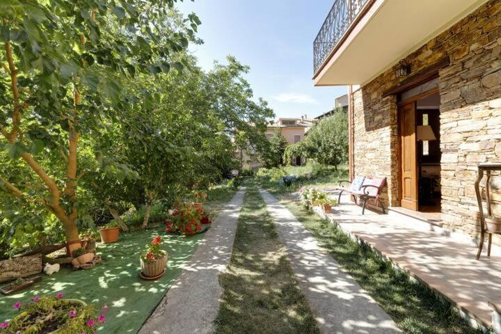 אריצו Agrifoglio B&B Con Giardino מראה חיצוני תמונה